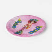 Catrina W/赤のドレスとピンク色の青い花を洗った ペーパープレート (アングル)