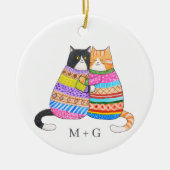 Cats in Sweater Snuggling Couple Custom Christmas  セラミックオーナメント (正面)