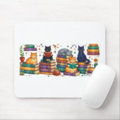 Cats Reading Books Cozy Library Scene マウスパッド (マウス)
