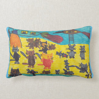 Cats' War Against Mice Pillow ランバークッション