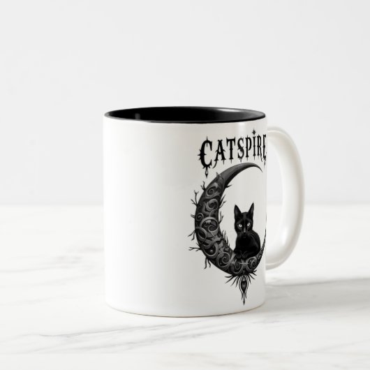 「CATSPIRE：ゴシック様式の月と猫のマグカップデザイン ツートーンマグカップ (正面右)