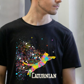 "Caturnian"キャットママパパ動物愛好家 Tシャツ