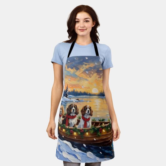 Cavalier King Charles Spaniel Christmas Boat エプロン (着用した状態)