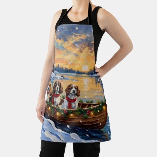 Cavalier King Charles Spaniel Christmas Boat エプロン (インサイチュ)