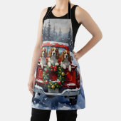 Cavalier King Charles Spaniel Christmas Red Truck エプロン (インサイチュ)