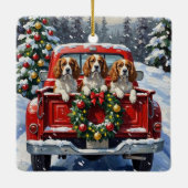 Cavalier King Charles Spaniel Christmas Red Truck セラミックオーナメント (裏面)