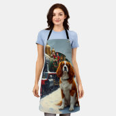 Cavalier King Charles Spaniel Christmas Train エプロン (着用した状態)