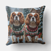 Cavalier King Charles Spaniel Dogs Christmas Snow  クッション (裏面)