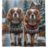 Cavalier King Charles Spaniel Dogs Christmas Snow シャワーカーテン (正面)