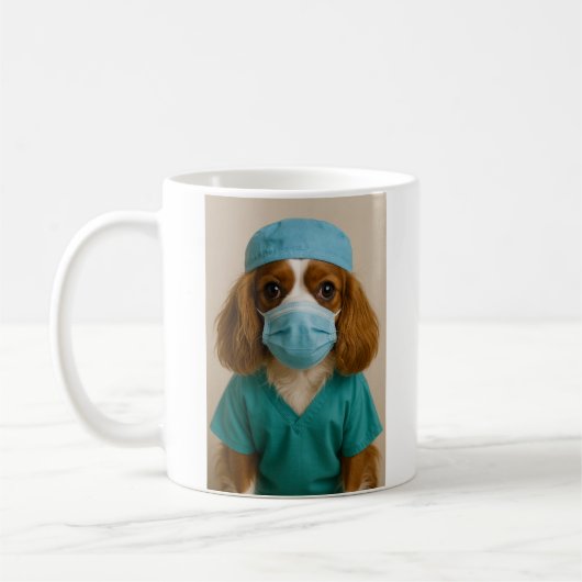 Cavalier King Charles Spaniel in Scrubs コーヒーマグカップ (左)