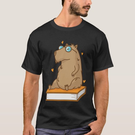 Caviidae Guinea Pig loves reading Books Tシャツ (正面)