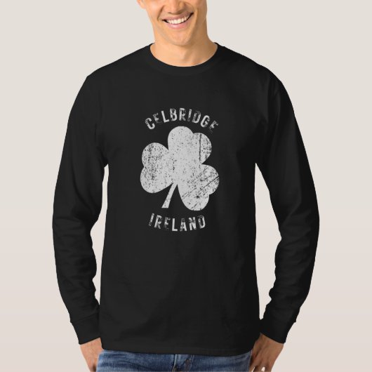 Celbridge Ireland Vintage Shamrock Distressed Look Tシャツ (正面)
