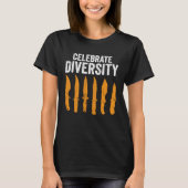 Celebrate Diversity Knife Collecting Tシャツ (正面)