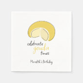 Celebrate Gouda Times Cheese Wheel Birthday Party スタンダードカクテルナプキン (正面)