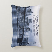 Celebrate Love NYC Skyline アクセントクッション (正面(垂直))