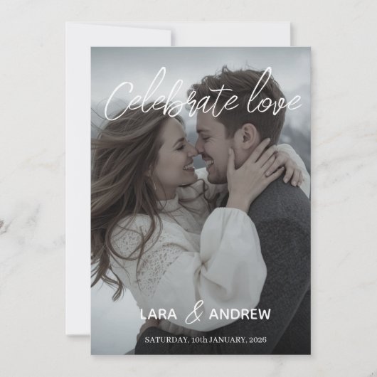 Celebrate Love Personalized Simple Modern wedding 招待状 (正面)