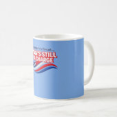 Celebrate Mom with humor and patriotic style using コーヒーマグカップ (正面右)