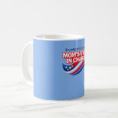 Celebrate Mom with humor and patriotic style using コーヒーマグカップ (正面左)