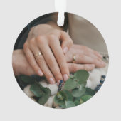 Celebrate Your First Married Christmas with a Pers オーナメント (裏面)