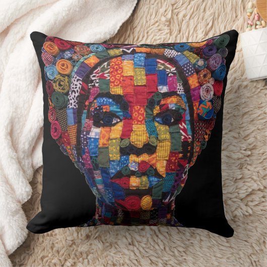 Celebrating Colorful Black Women Throw Pillow クッション (ブランケット)
