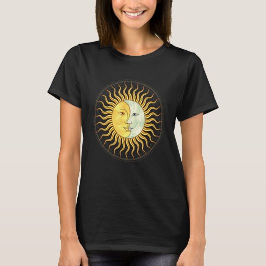 Celestial Body Sun Crescent Moon Boho Aesthetic As Tシャツ (正面)