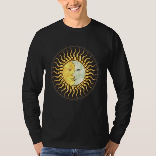 Celestial Body Sun Crescent Moon Boho Aesthetic As Tシャツ (正面)