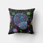 Celestial Celebrations: Maximalist Abstract Art  クッション (裏面)