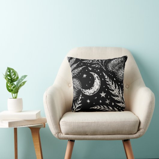 Celestial Fern Moon Throw Pillow クッション (椅子)