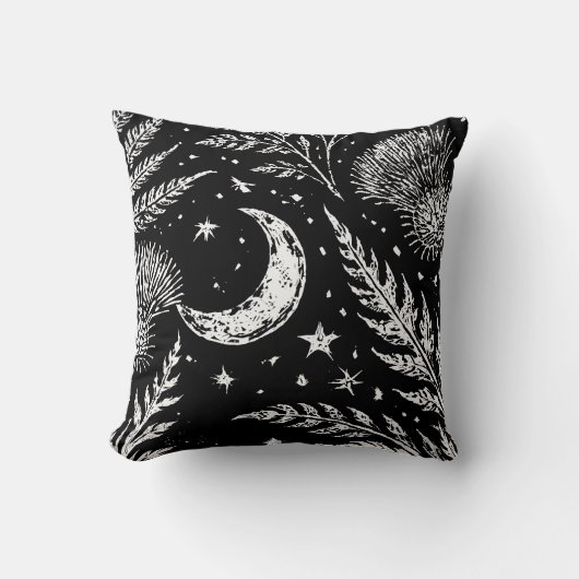 Celestial Fern Moon Throw Pillow クッション (正面)