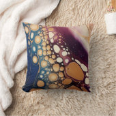 Celestial Fluid Marble in Midnight Gold クッション (ブランケット)