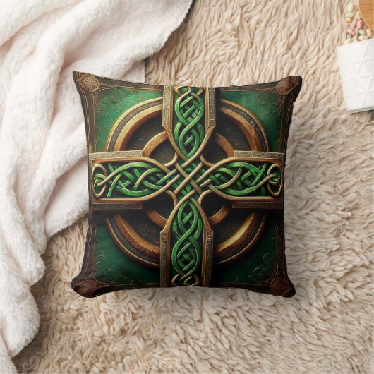 Celtic Cross Throw Pillow クッション (ブランケット)