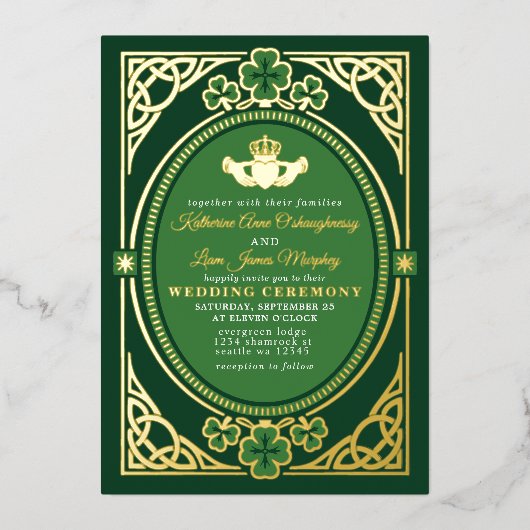 Celtic Knot Claddagh Shamrock Wedding Green 箔招待状 (正面)