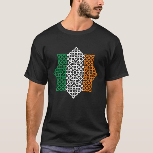 Celtic Knot Ireland Flag St Patricks Day for Men W Tシャツ (正面)