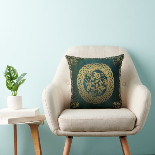 Celtic Knot Throw Pillow クッション (椅子)