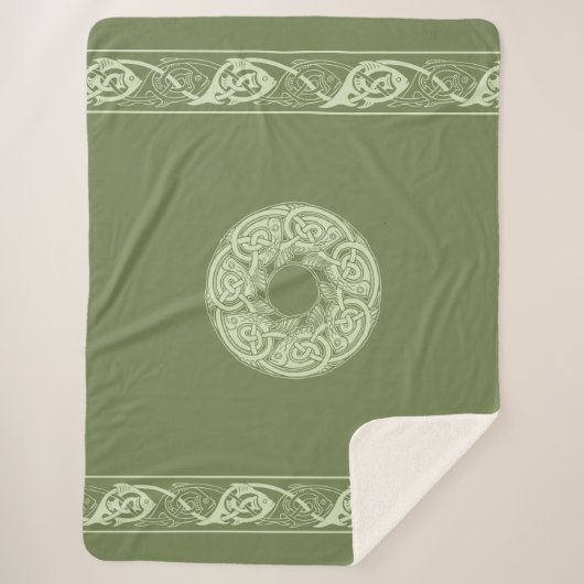 Celtic Knotwork Fish in Green  シェルパブランケット (正面)