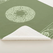 Celtic Knotwork Fish in Green  シェルパブランケット (3/4)