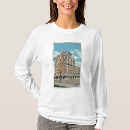 Centralia、WA -ホテルルイスクラークの眺め Tシャツ (正面)