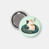 "CEO of Nap" Cat Sleeping on The Couch マグネット (正面/裏面)