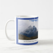 Cerro Paine Grande，山々，パタゴニア，チリ コーヒーマグカップ (左)