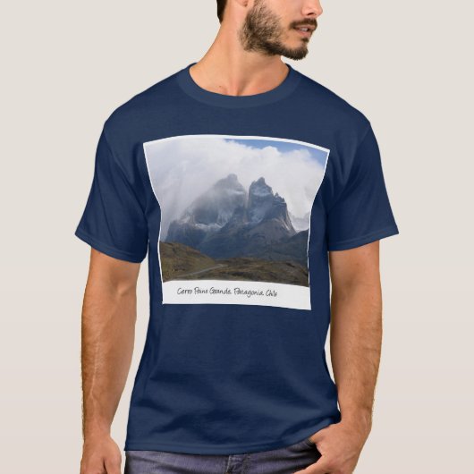 Cerro Paine Grande，山々，パタゴニア，チリ Tシャツ (正面)
