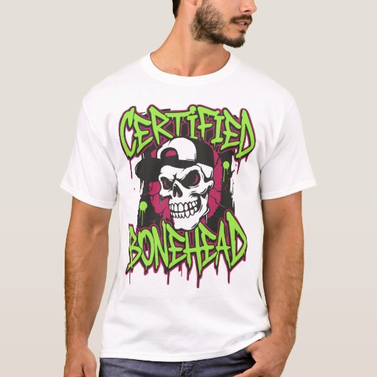 Certified Bonehead Retro Streetwear Skull Design Tシャツ (正面)
