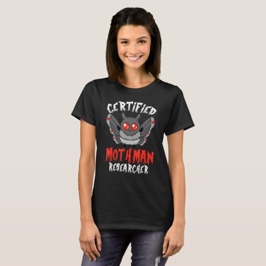 Certified Mothman Researcher Cryptid Folklore Tシャツ (正面フル)