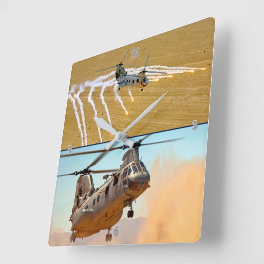 CH-46Eシーナイト スクエア壁時計 (傾斜)