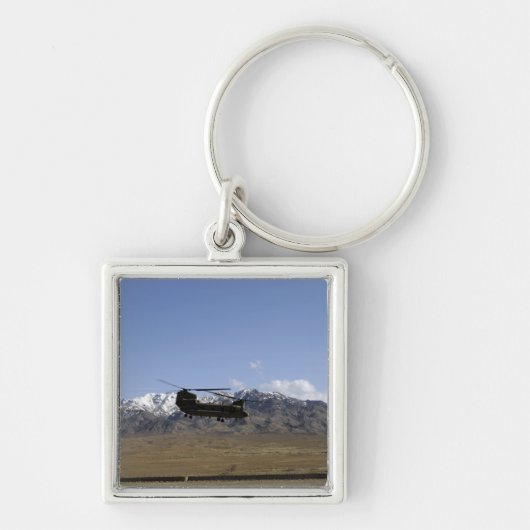 CH-47チヌークが離陸 キーホルダー (正面)