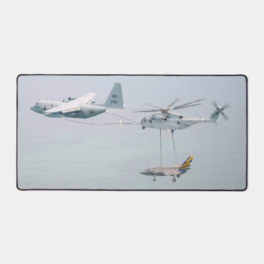 CH-53KキングスタリオンおよびKC-130Jタンカすごいー デスクマット (正面)