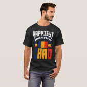 Chad Chadian Chad Flag Happiest When Im In Chad Tシャツ (正面フル)