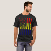 Chad Flag America US It is in my DNA  for Chadians Tシャツ (正面フル)
