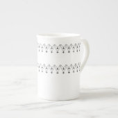 Chain & Pendant ボーンチャイナマグカップ (正面右)