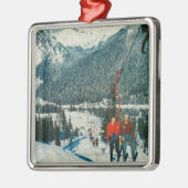 ChairliftSnoqualmieのパスのスキーヤー、WA メタルオーナメント (左)