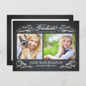 Chalkboardシックな卒業発表 インビテーションポストカード (正面/裏面)